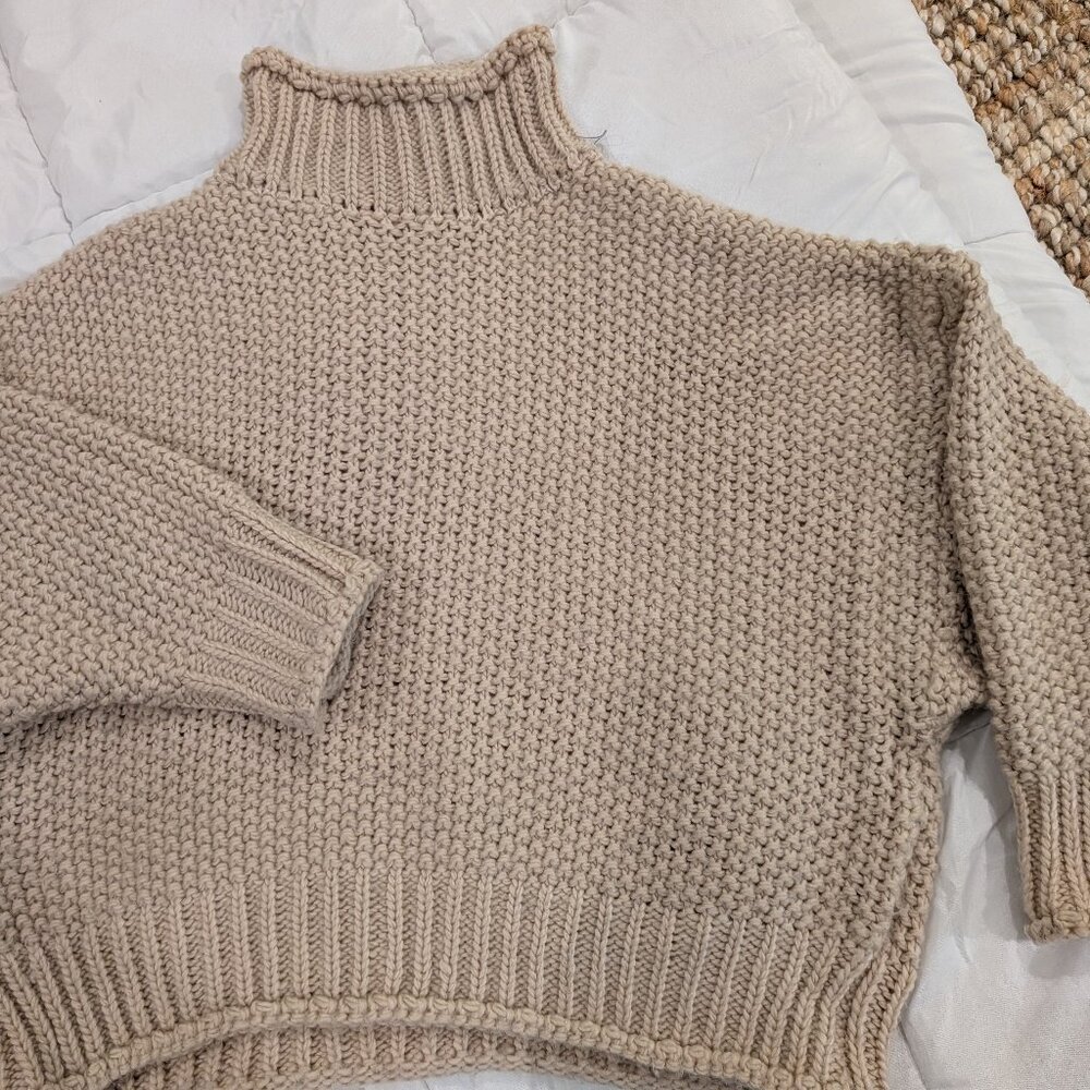 Knit, turtleneck sweater